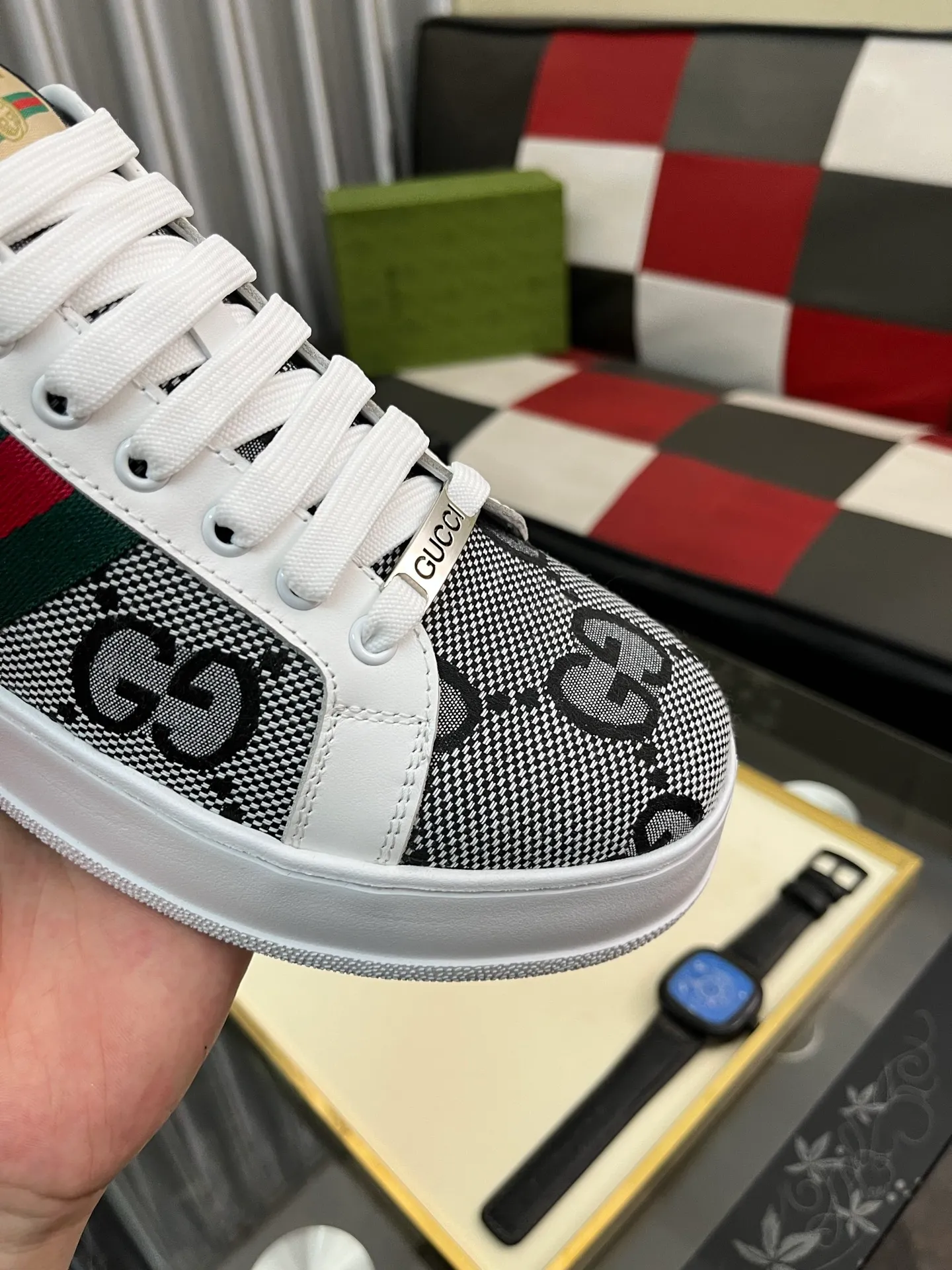 Men's Men's Shoes 💰420⌚️⌚️《Gucci*》The latest hot style casual shoes, top brand [seduce] luxury~purchase, top~quality. [Strong] The upper is made of imported breathable cowhide with material ➕ breathable sheepskin feet (•) and fine workmanship. The original stylish and stylish soft rubber wear-resistant outsole is light and comfortable on the foot. The real thing looks better when photographed in real life. 305: code: 38-44, 3️⃣ colors available